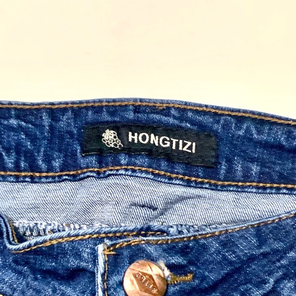 🕶 International Jeans 🕶 - Picture 3 of 6